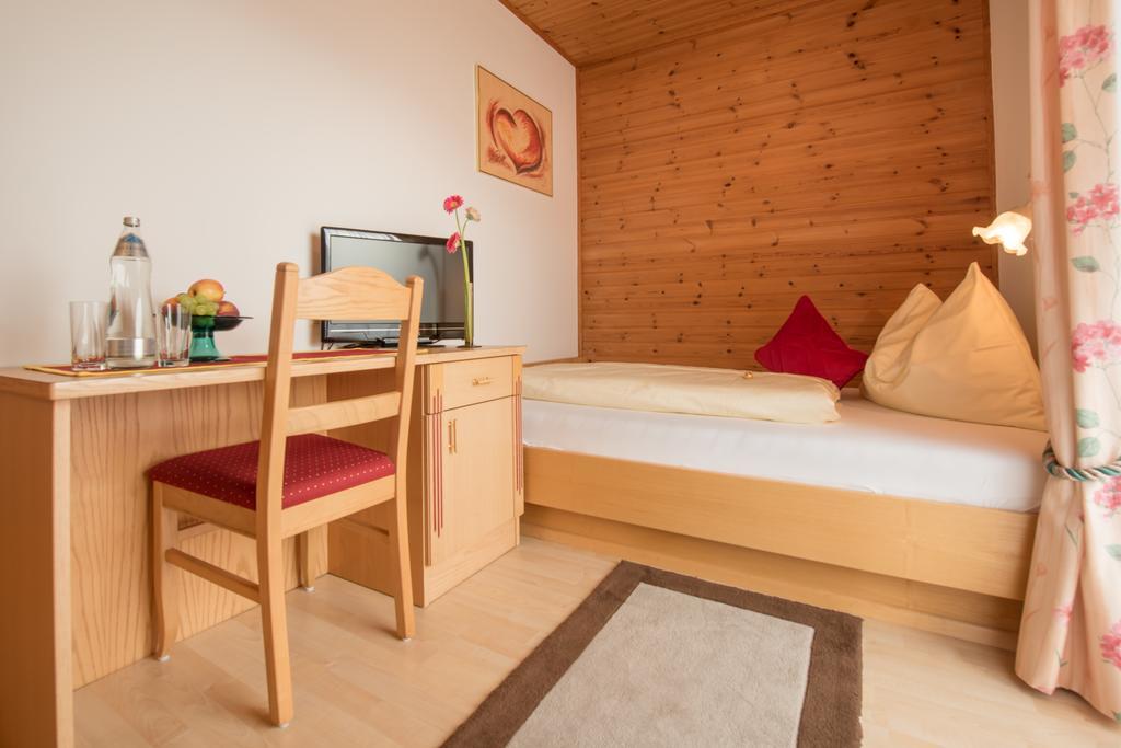 Pension Firn Sepp Mauterndorf  Buitenkant foto